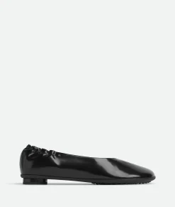 Atomic Ballerina Flat
