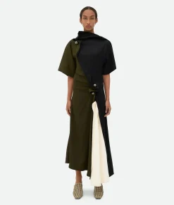 Fluid Viscose Piercing Dress