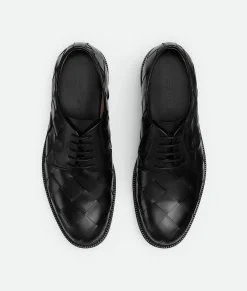 Tie Lace-Up Shoe